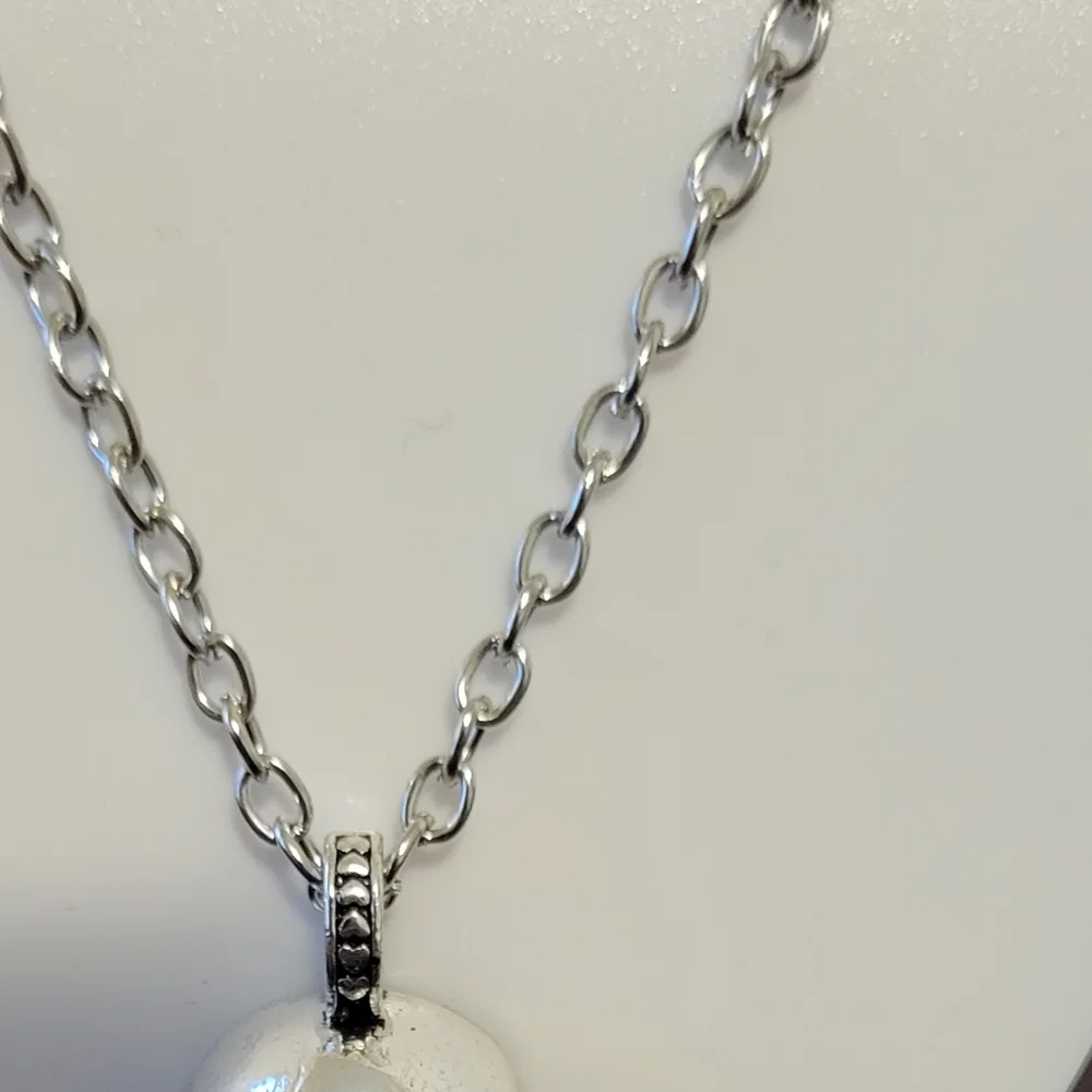New unisex skull pendant and chain